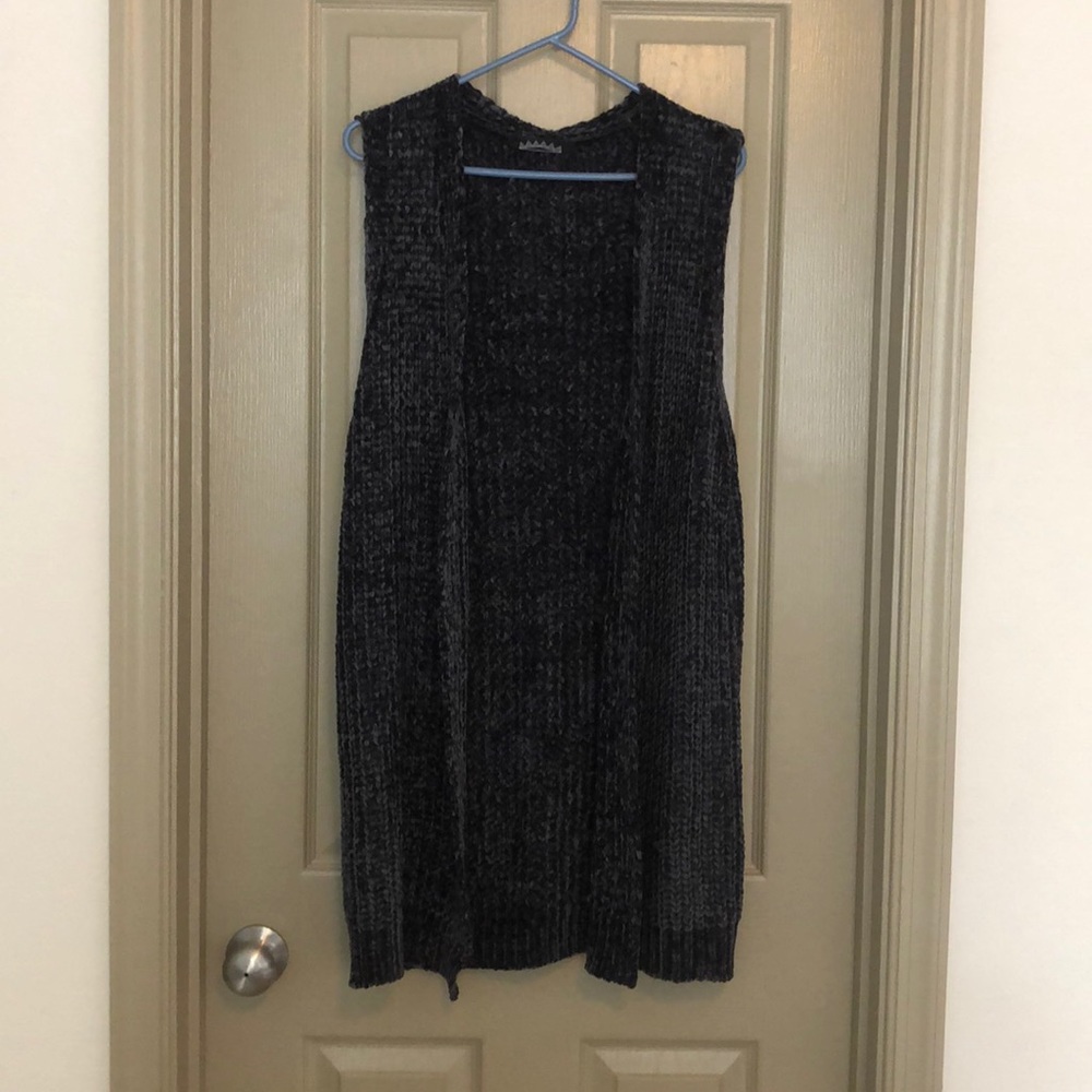 Sleeveless Long Sweater